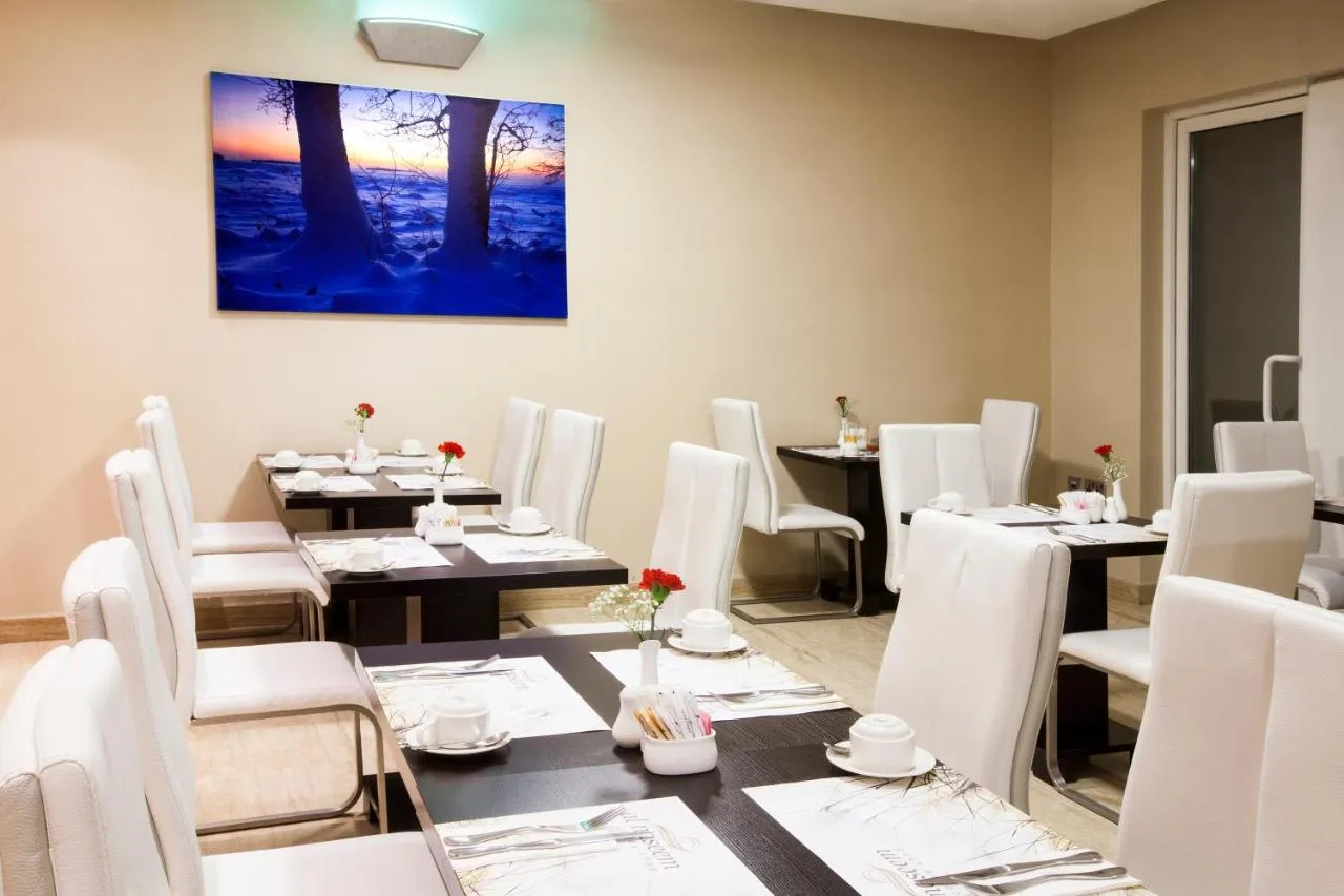 Al Sarab Hotel slide-4