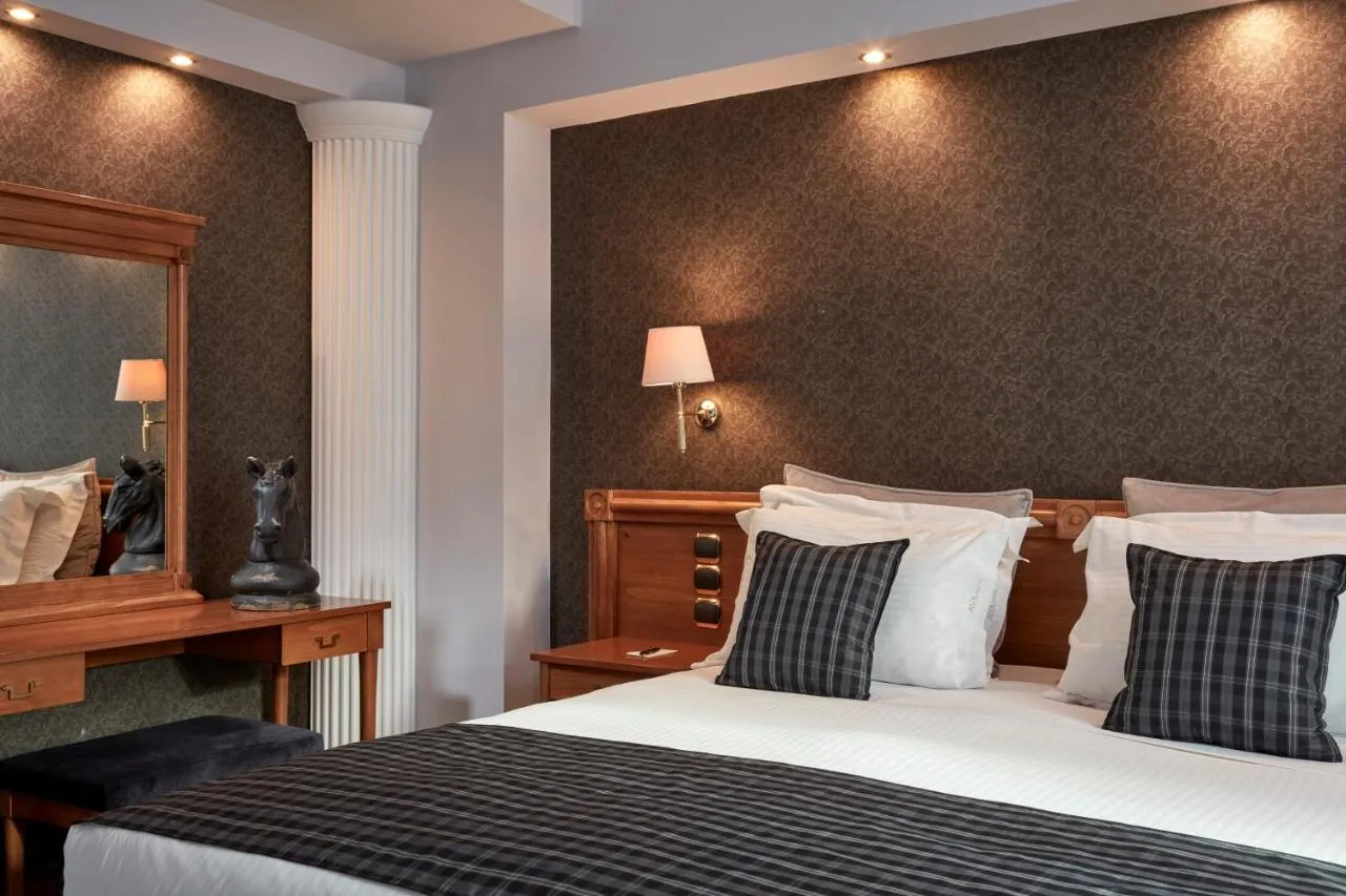 Ava Hotel and Suites-2