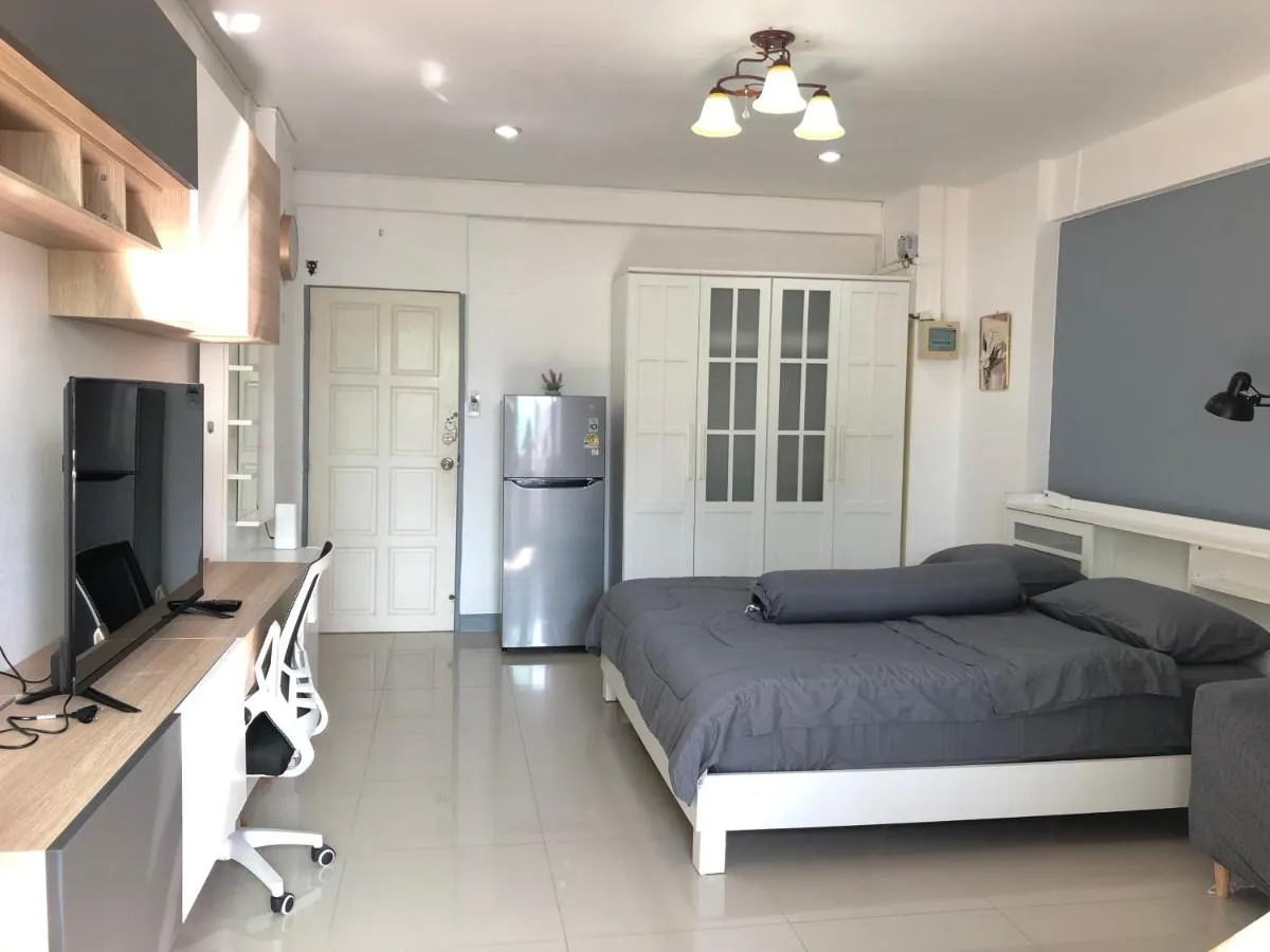 Cozy Patong studio apartment-2