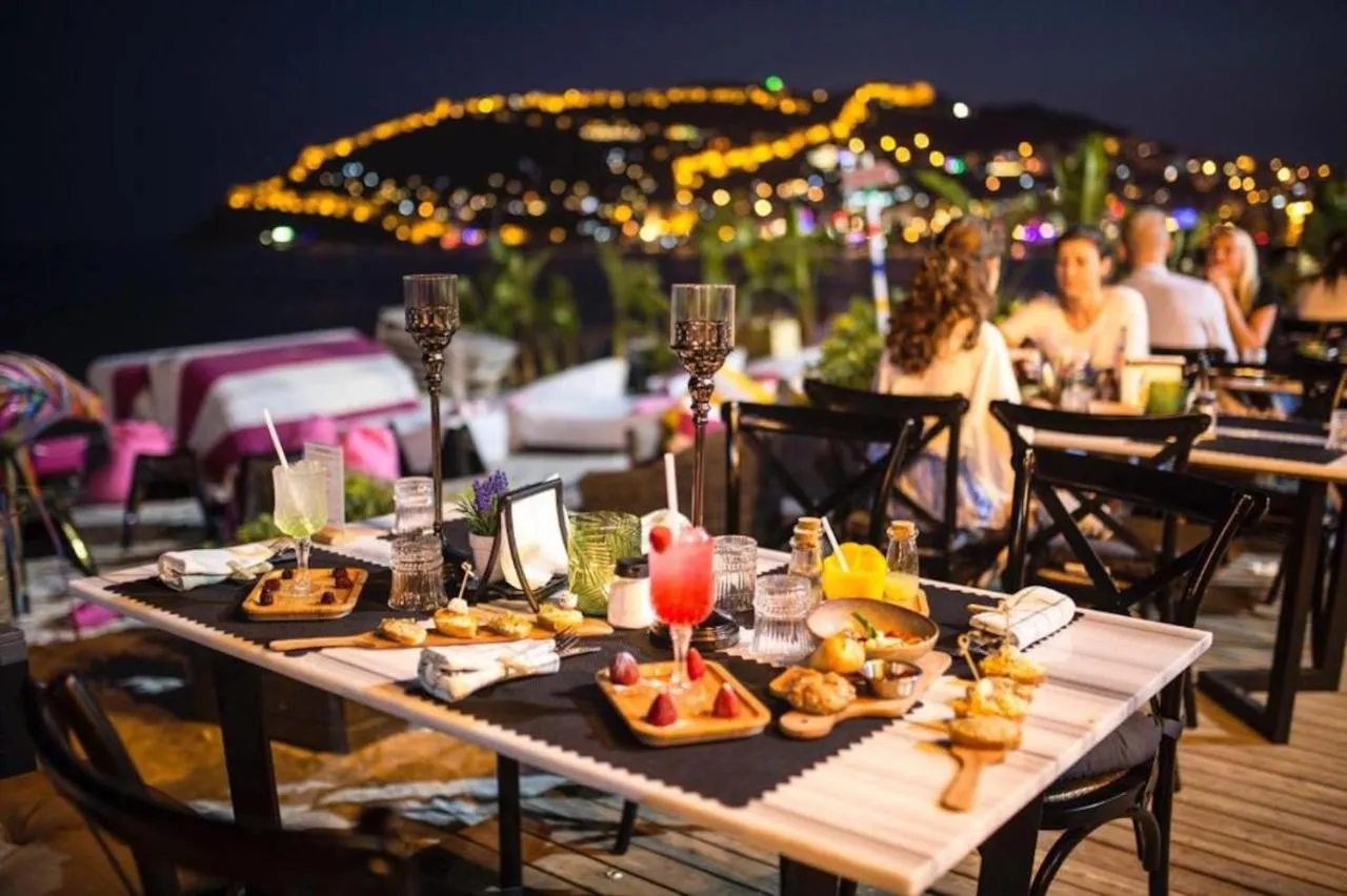 Anjeliq House Boutique Hotel slide-5