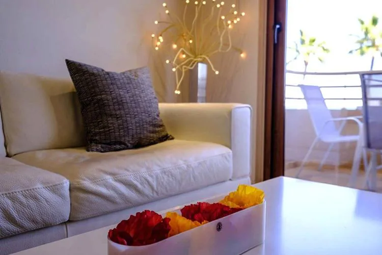Les Palmiers Beach Boutique Hotel & Luxury Apartments-1