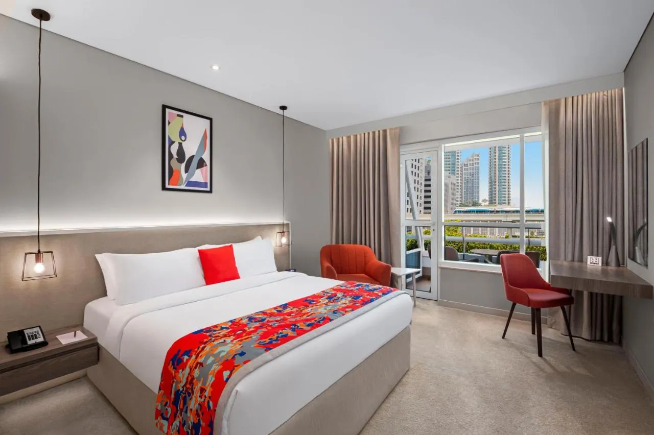 Leva Hotel and Suites, Opposite Downtown-2