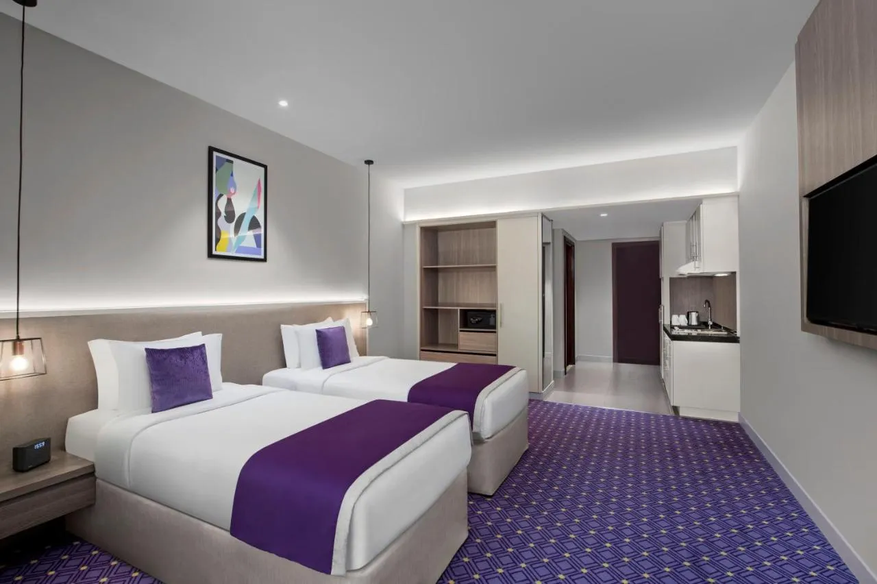 Leva Hotel and Suites, Opposite Downtown slide-5