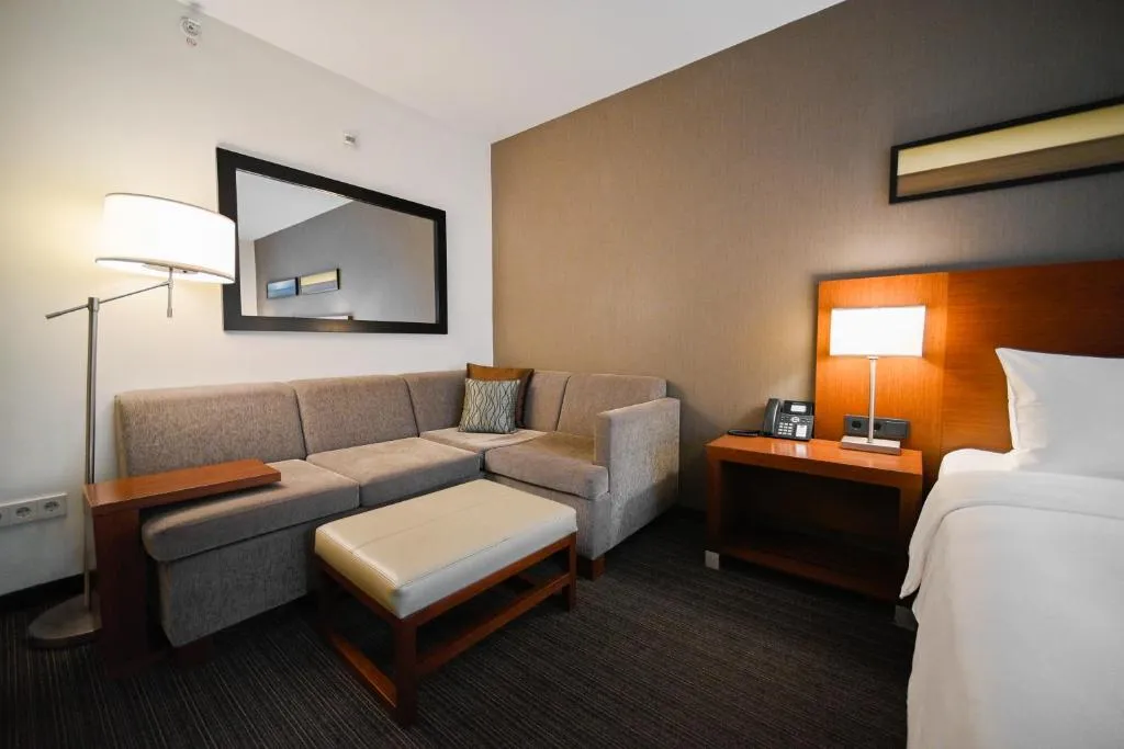 Hyatt Place Yerevan hotel slide-3