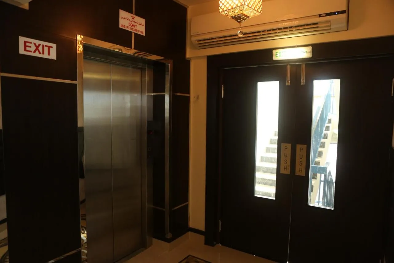 Panorama Hotel Bur Dubai slide-5