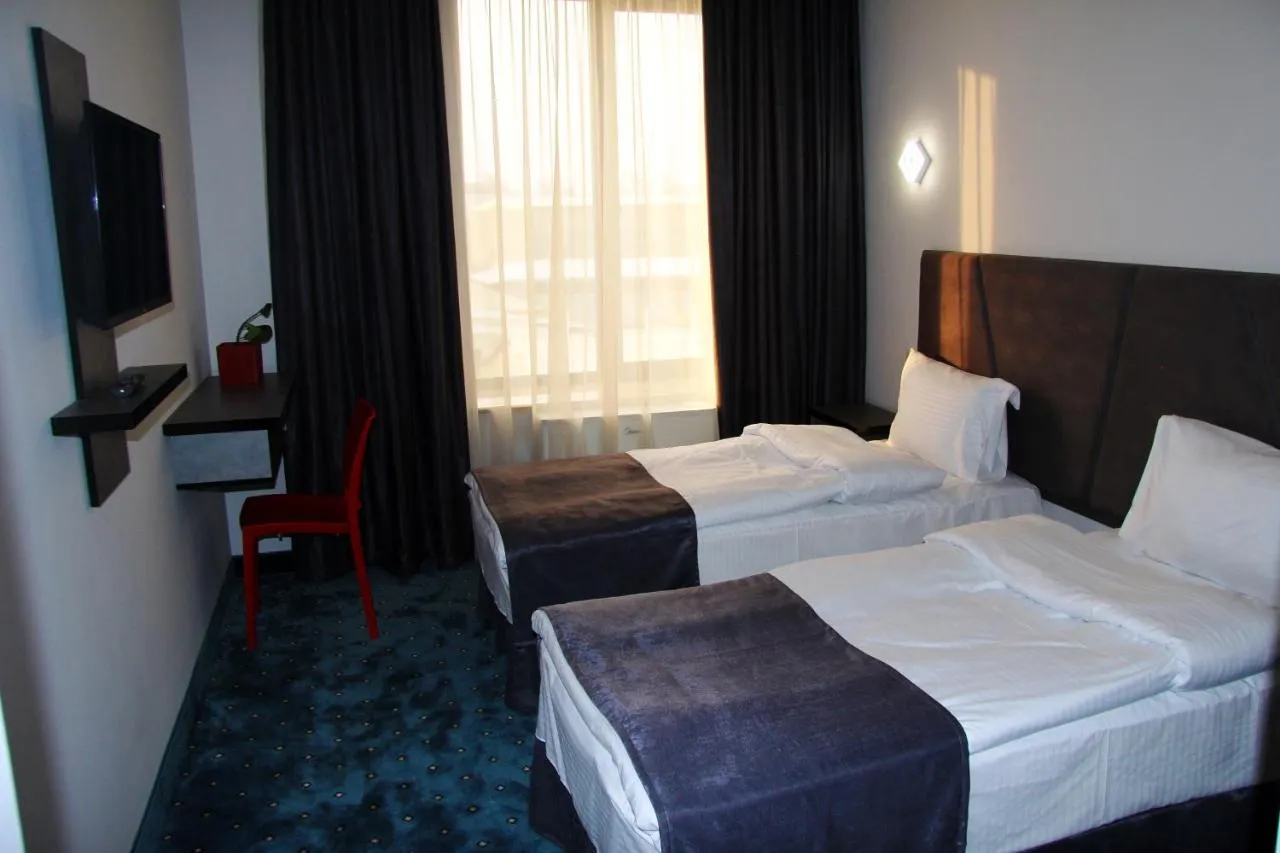 Nice Hotel Yerevan slide-3
