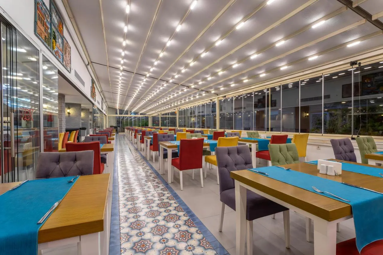 Best Western Plus Khan Hotel-1