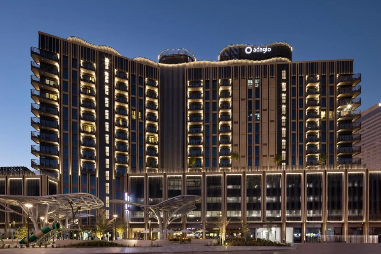 Aparthotel Adagio Dubai Deira slide-3
