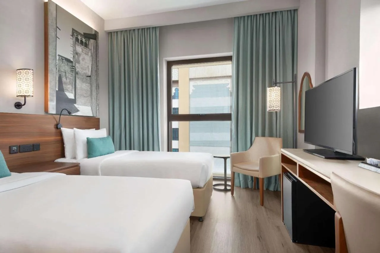 Super 8 by Wyndham Dubai Deira-2