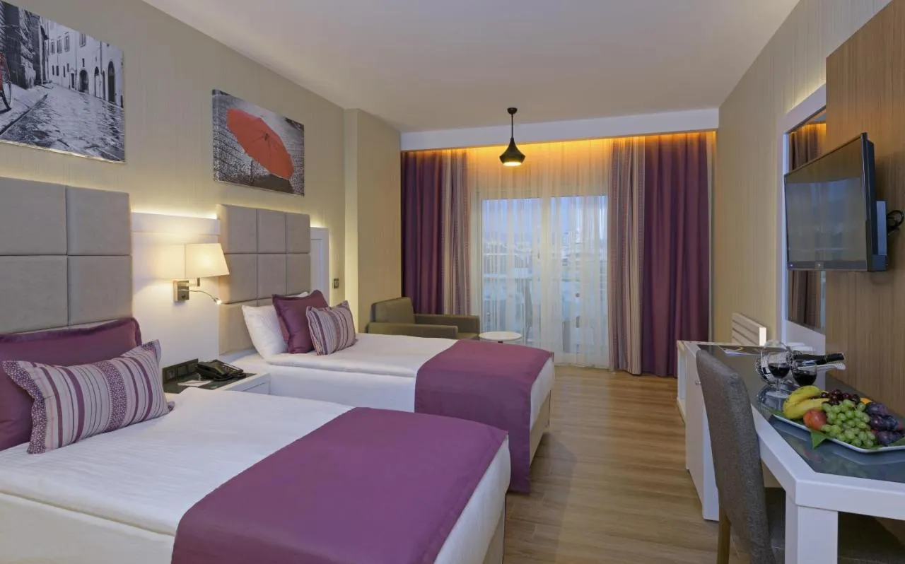 Asia Beach Resort & Spa Hotel slide-4