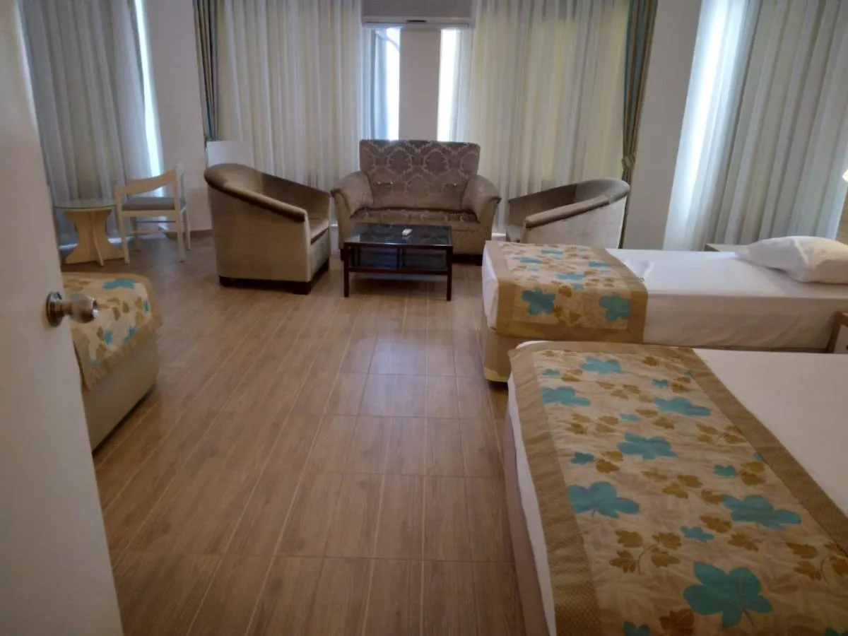 Cender Hotel slide-5