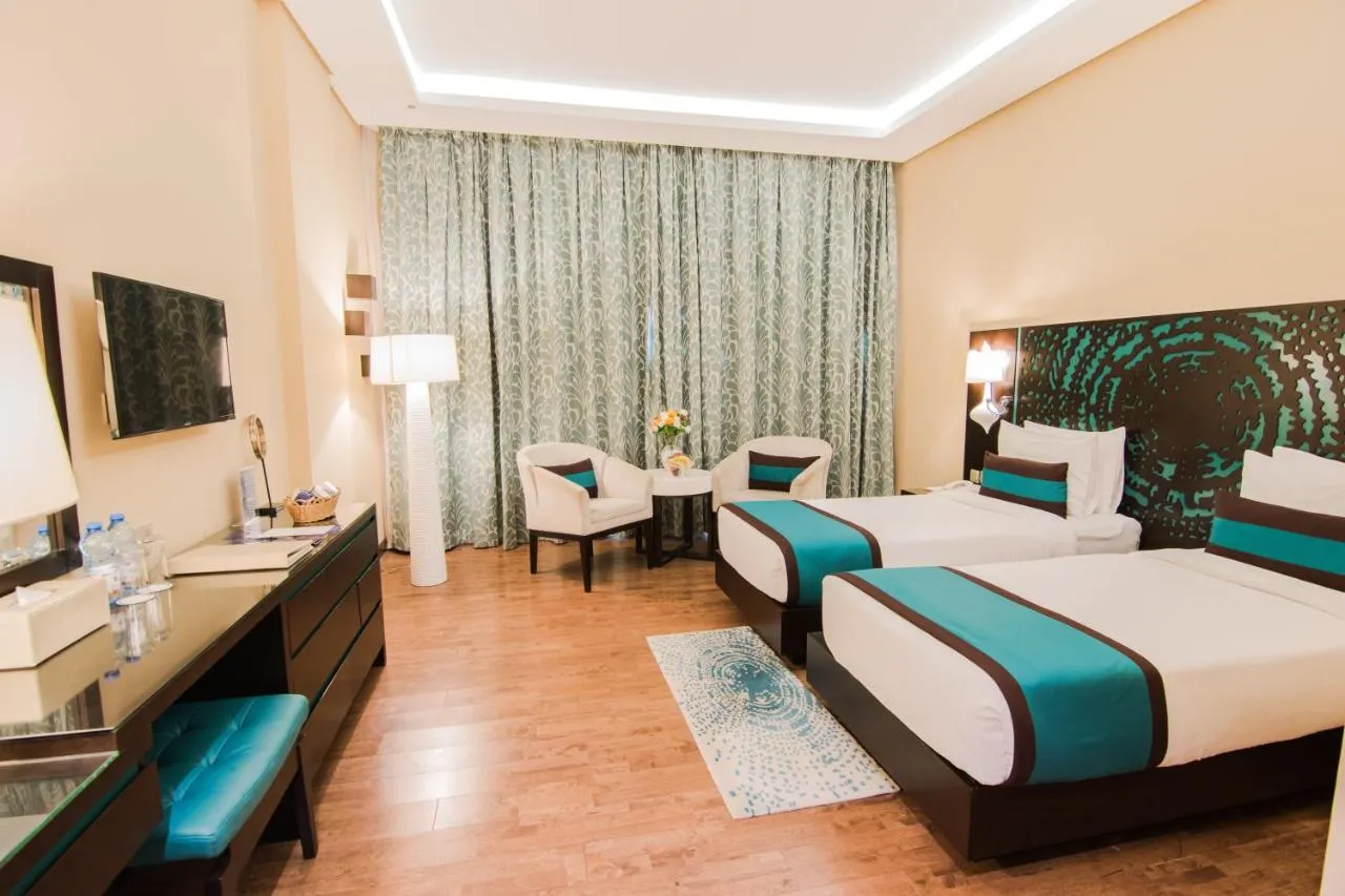 Signature Hotel Al Barsha slide-4
