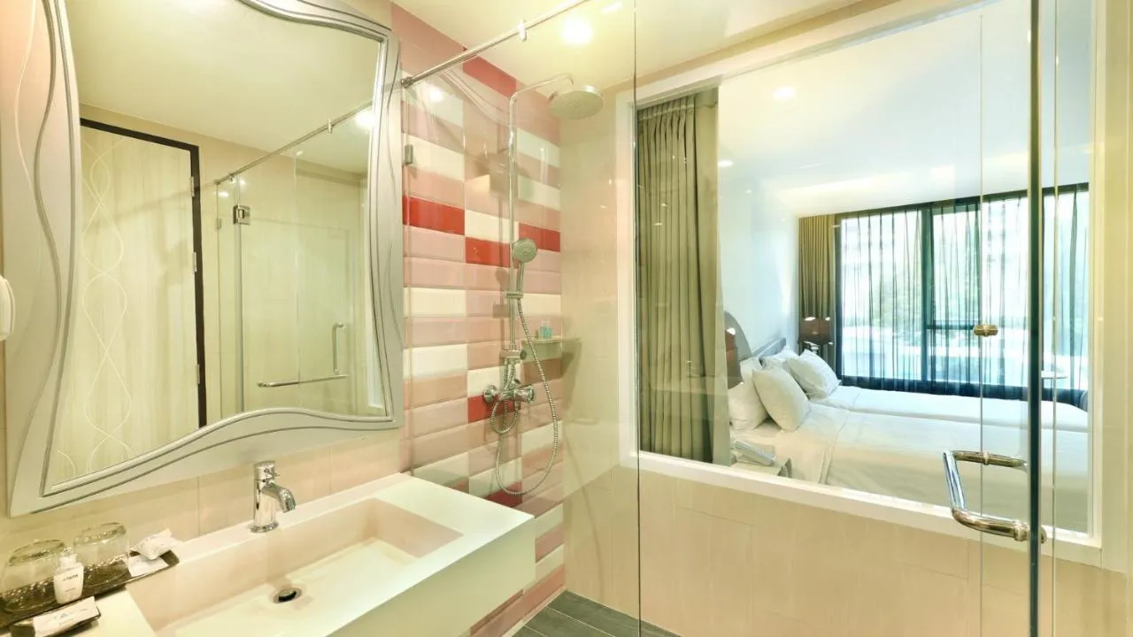Le Tada Parkview Hotel slide-3