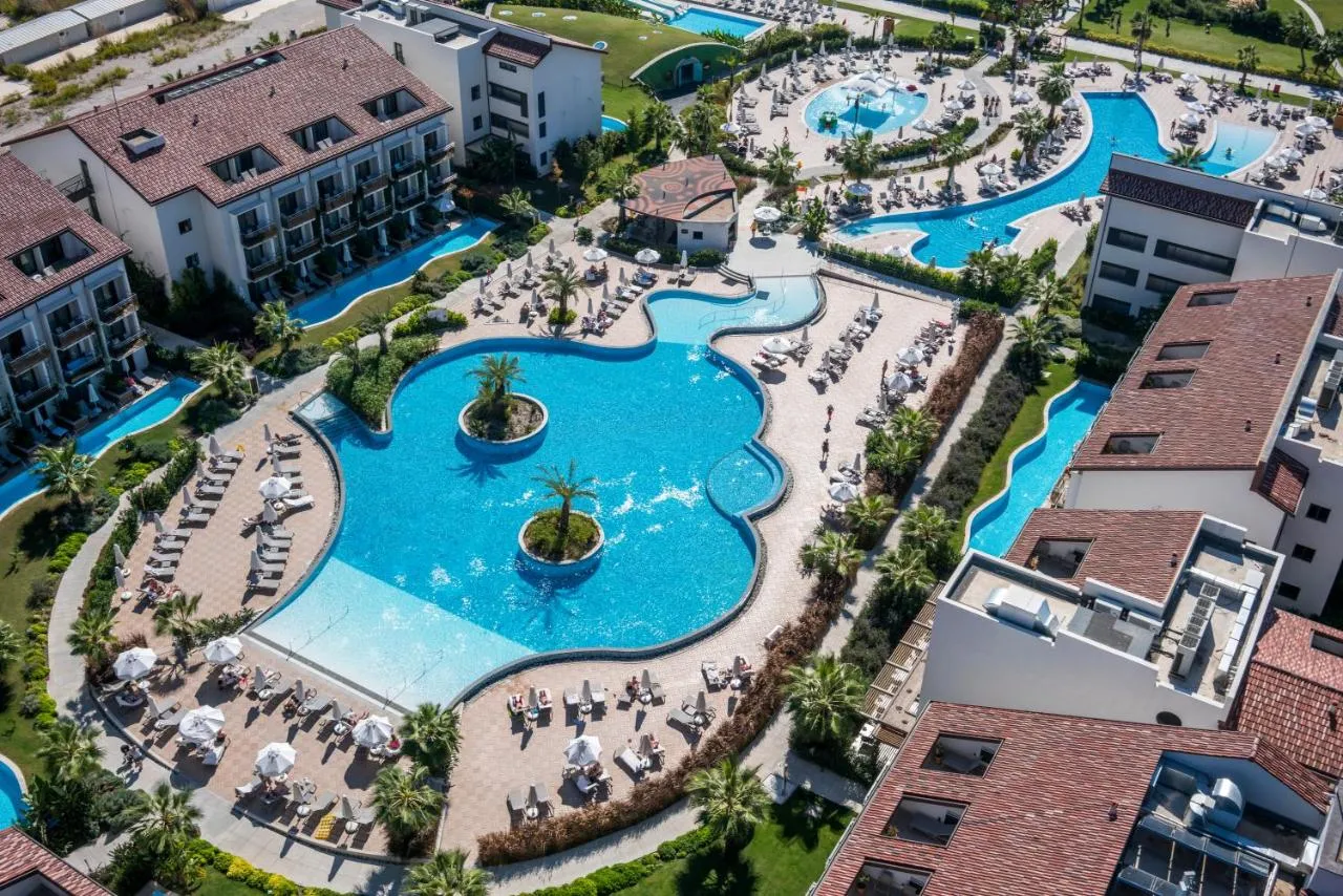 Akra Fethiye Tui Blue Sensatori slide-4