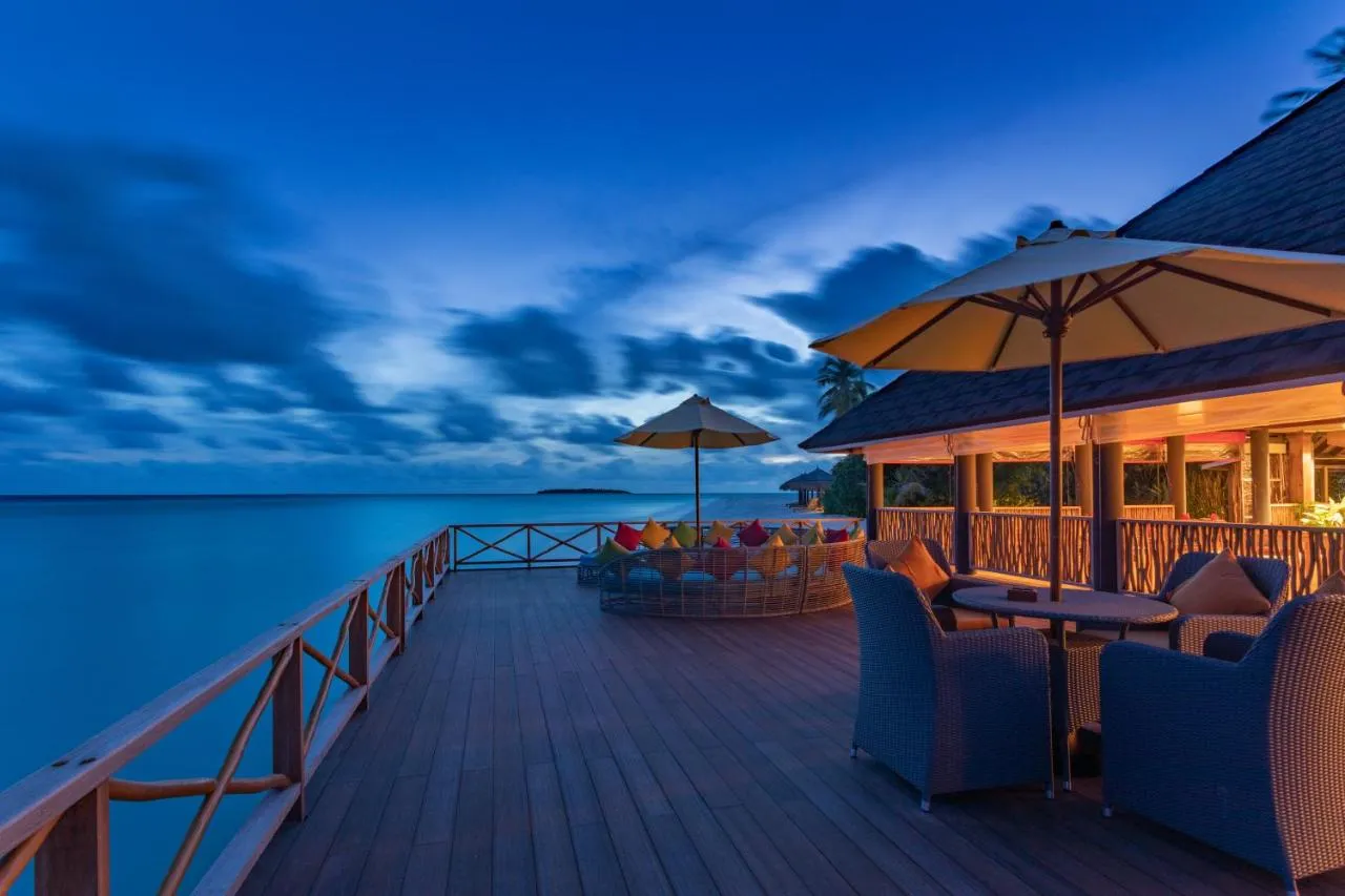 Dhigufaru Island Resort-1
