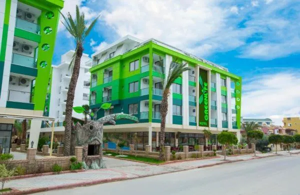 Green Life Hotel-1