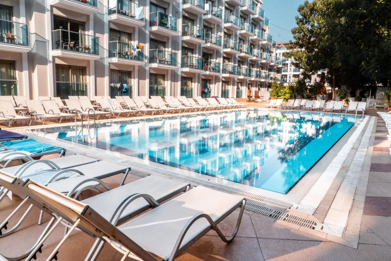 Emre Hotel slide-5