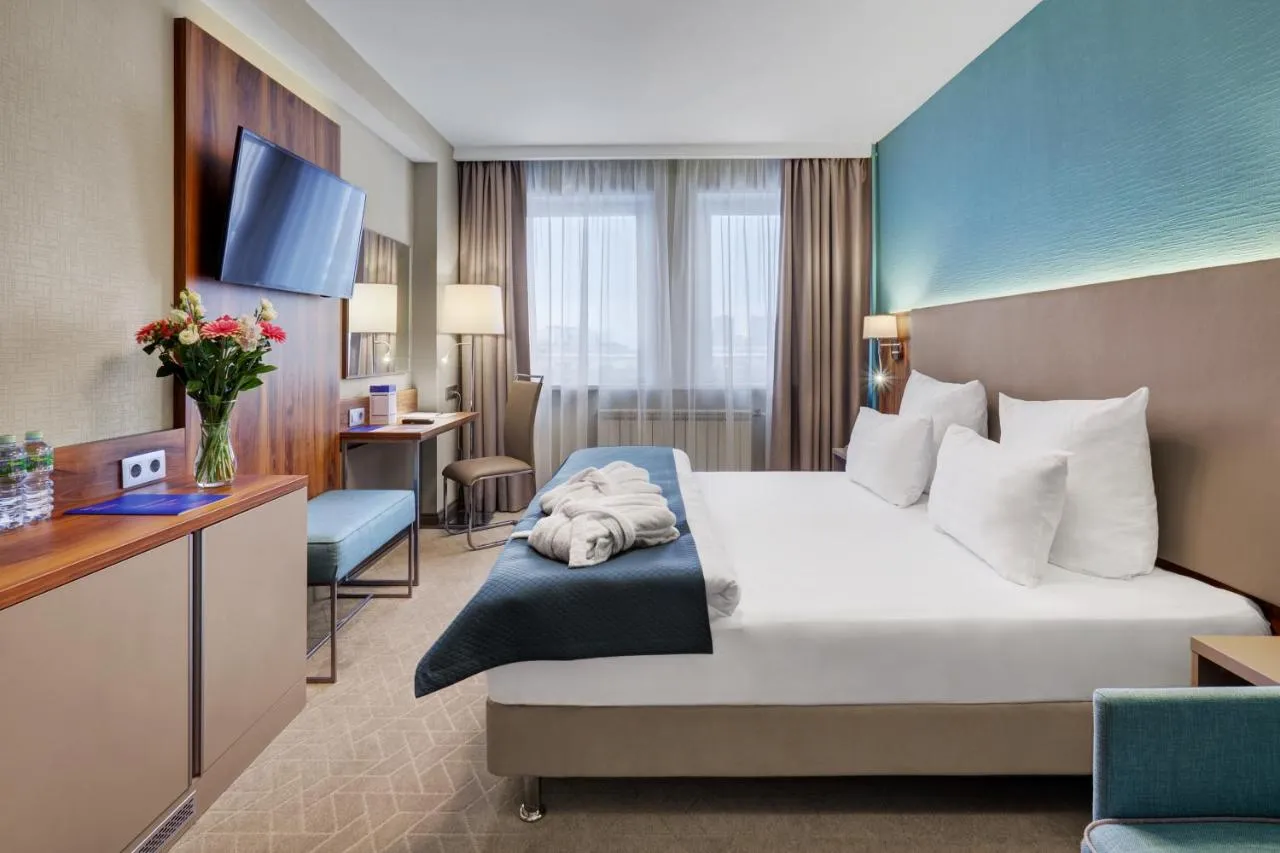 Park Tower Hotel-1