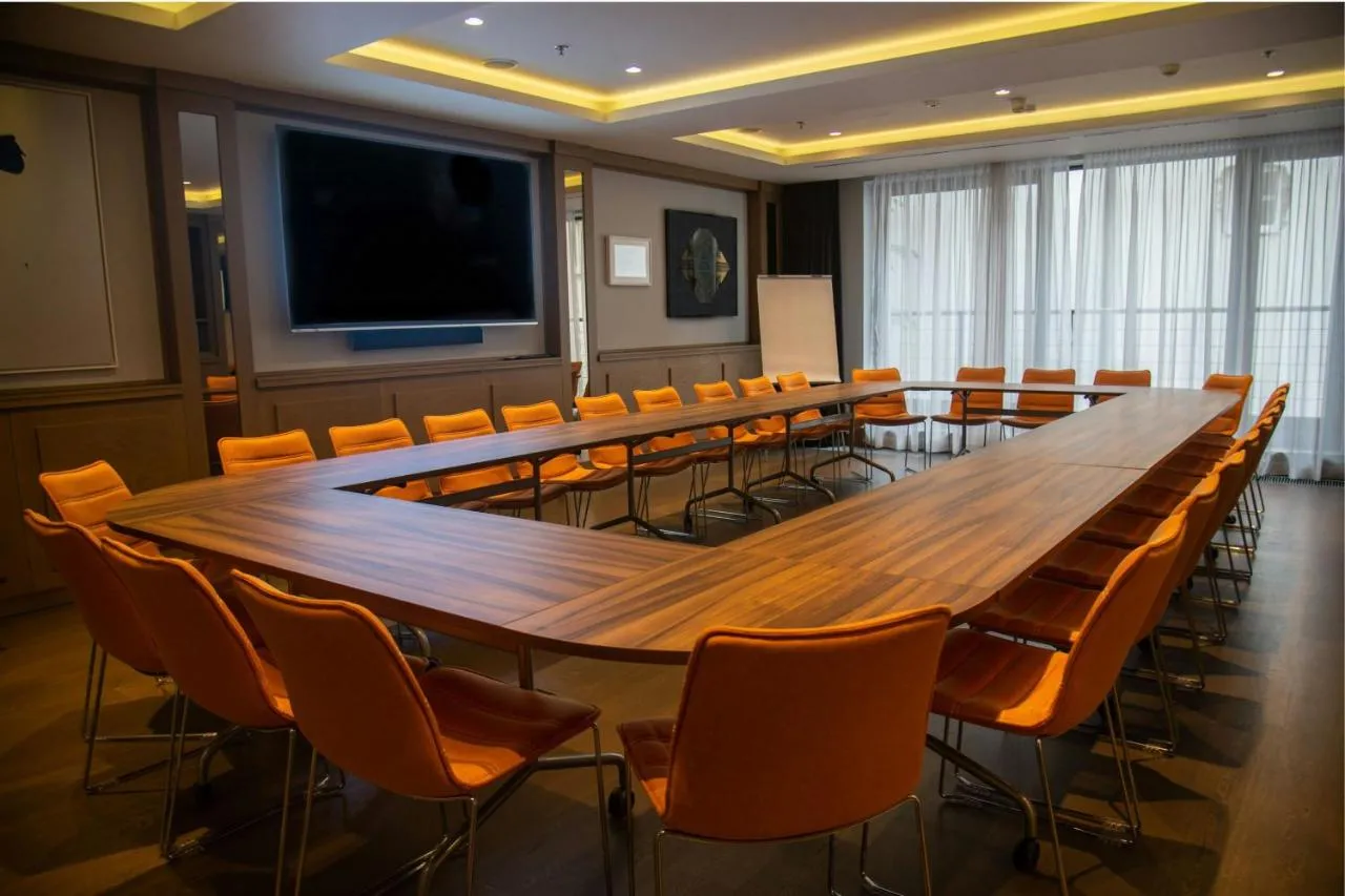 Courtyard by Marriott Belgrade City Center-2
