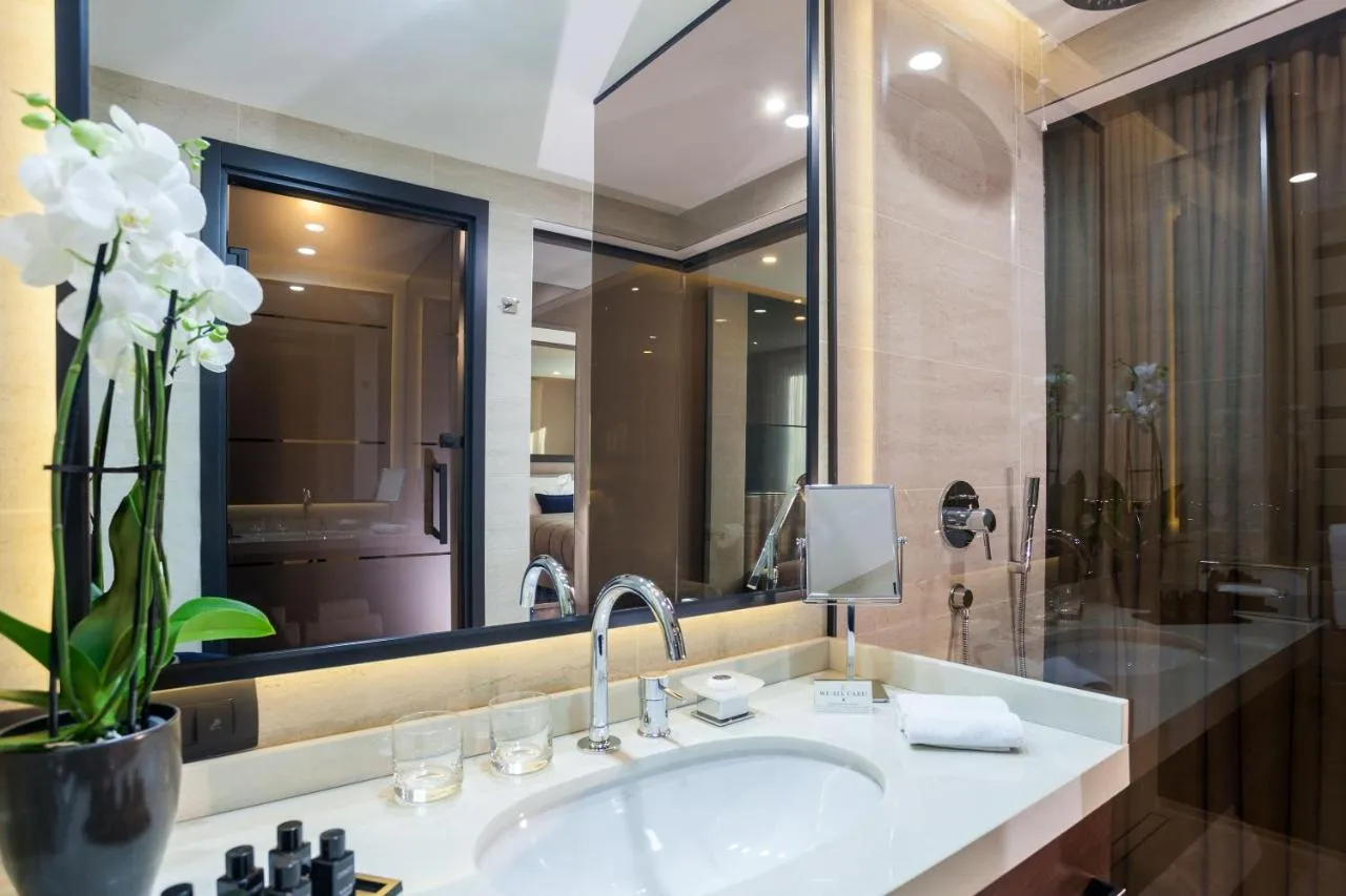 SAINT TEN Hotel-1