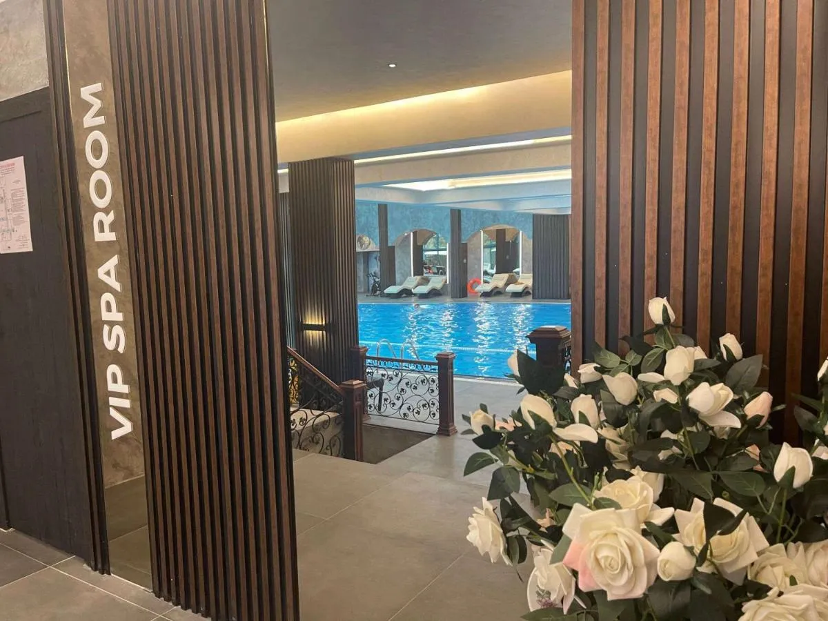 Ramada by Wyndham Sofia City Centre-2