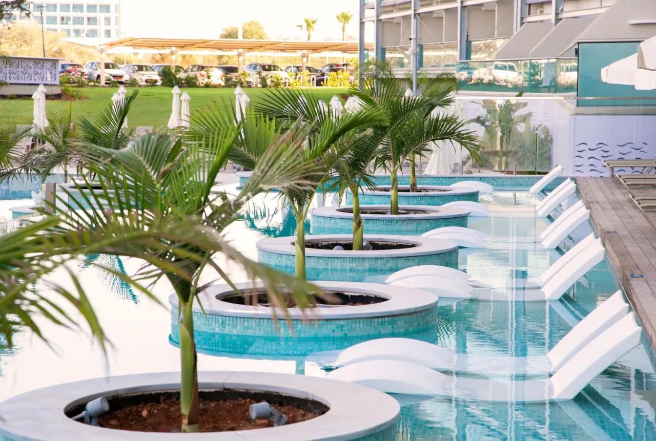 Asterias Beach Hotel slide-5