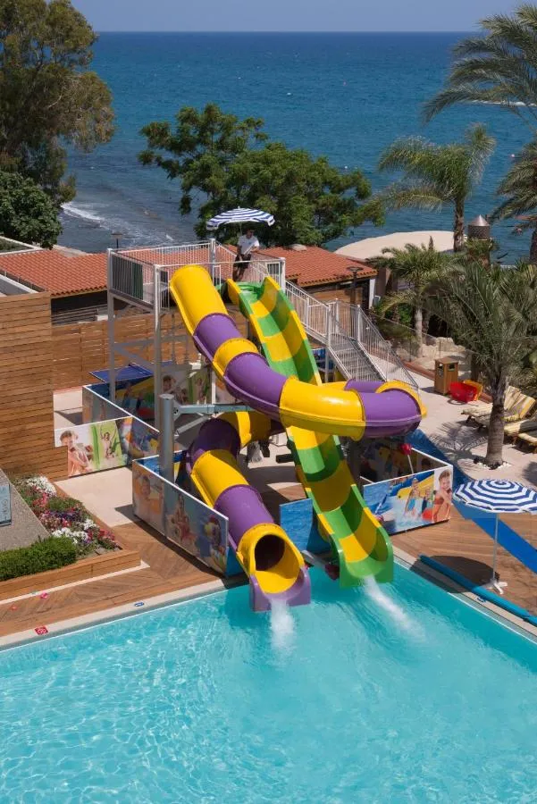 Amathus Beach Hotel Limassol slide-3