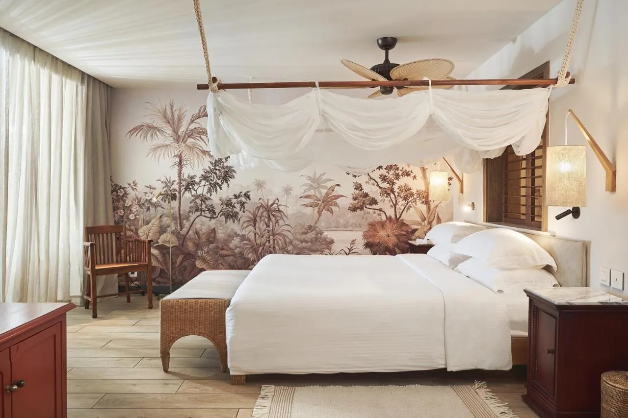 Paradise Cove Boutique Hotel slide-4