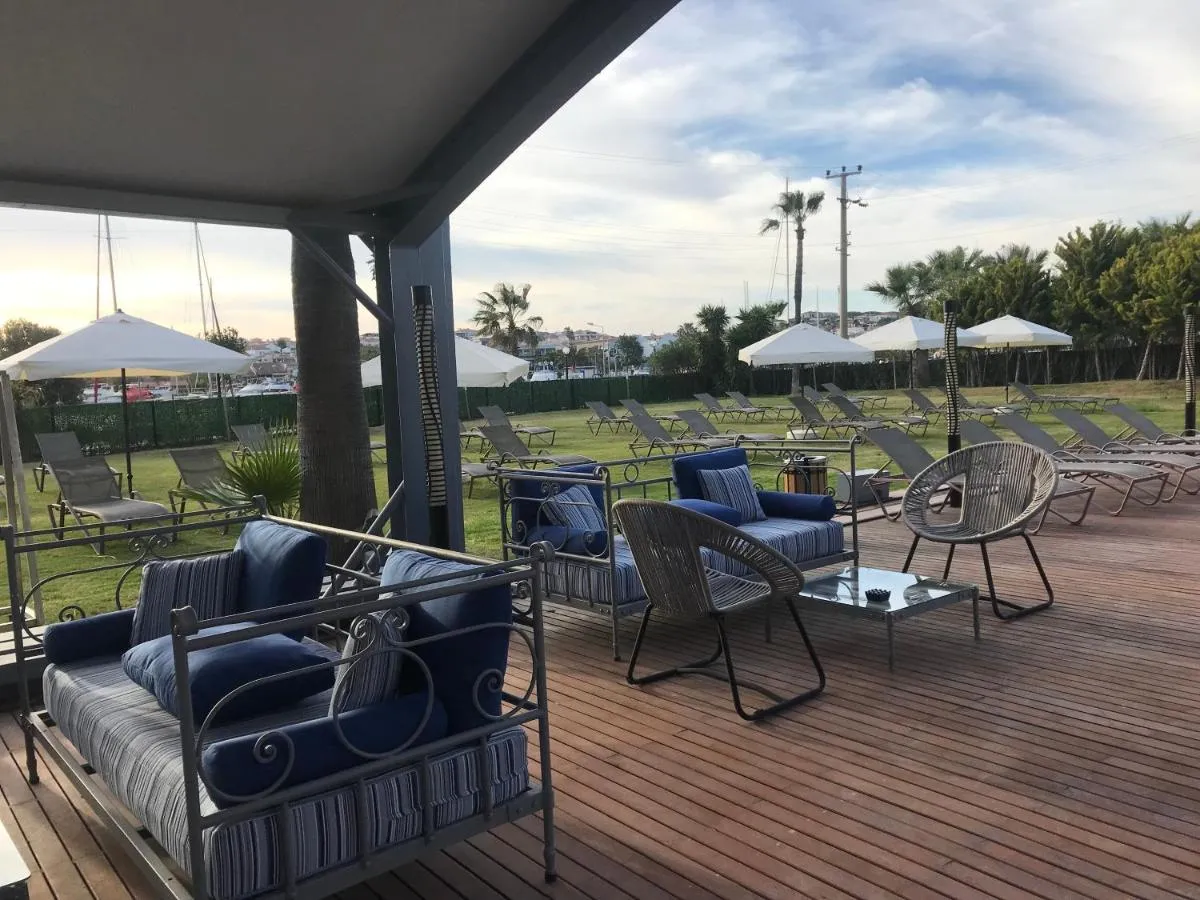 Sisus Hotel-1