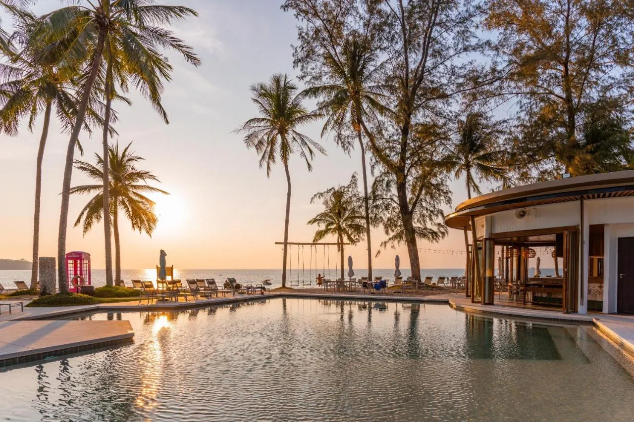 Outrigger Laguna Phuket Beach Resort-2