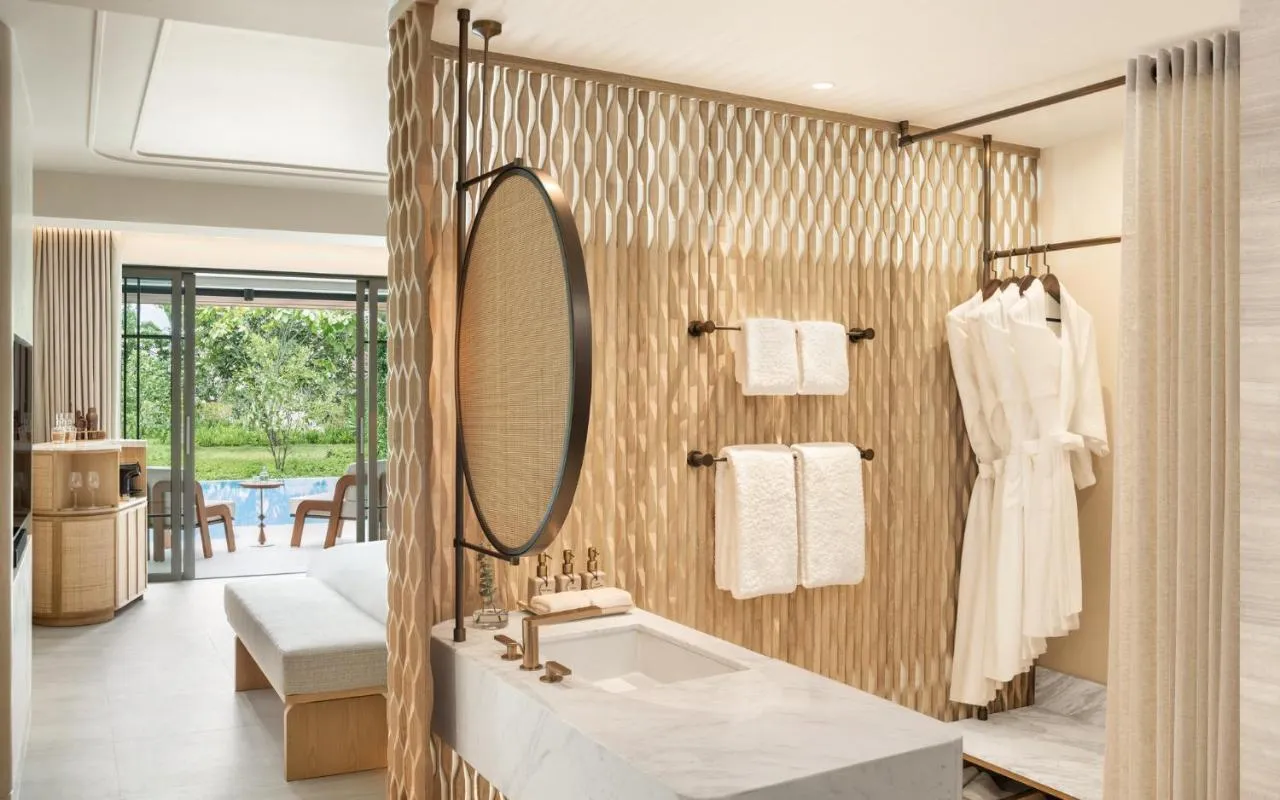 Centara Grand Beach Resort Samui slide-3