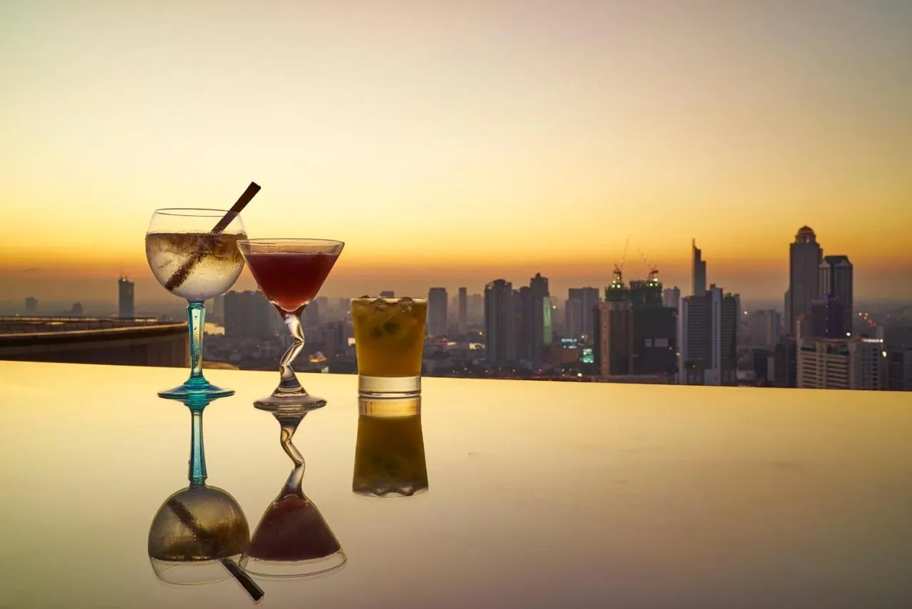 Anantara Sathorn Bangkok Hotel slide-3