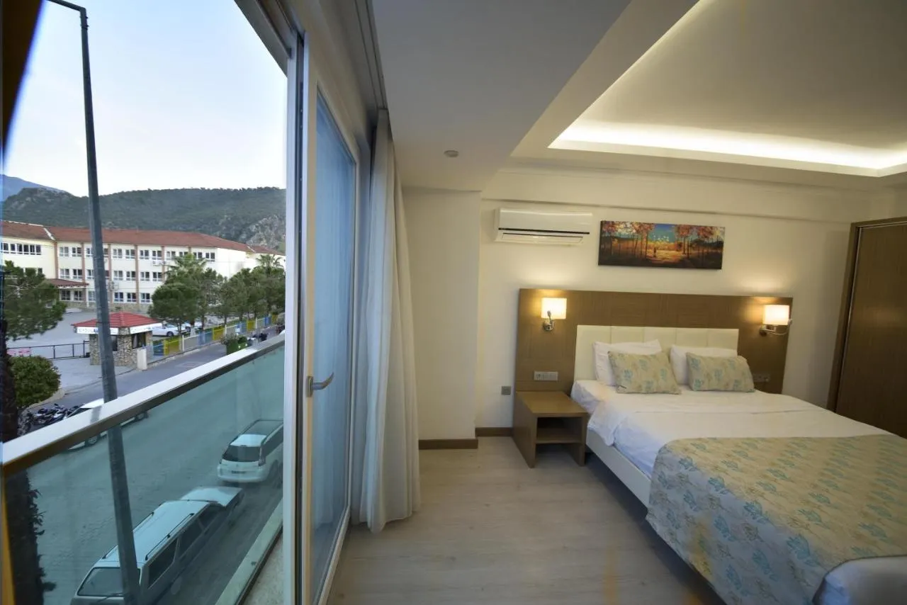 Yeniceri City Hotel slide-4