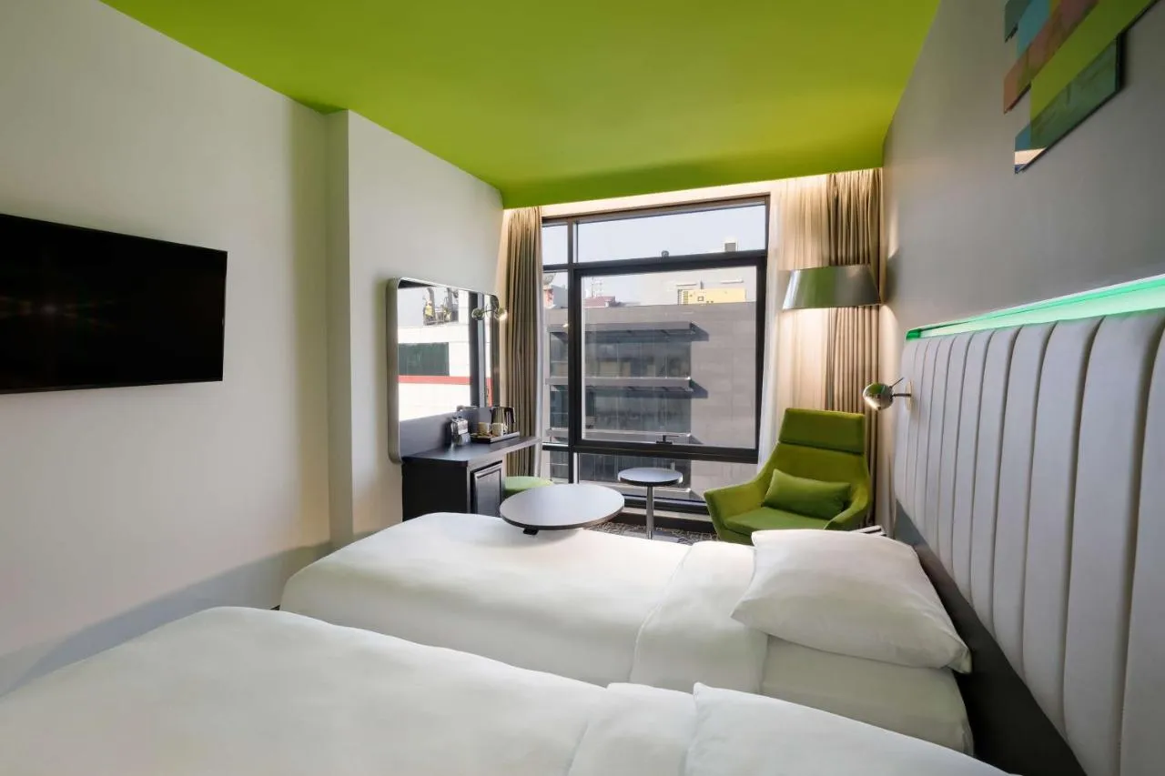 Park Inn by Radisson Izmir slide-3