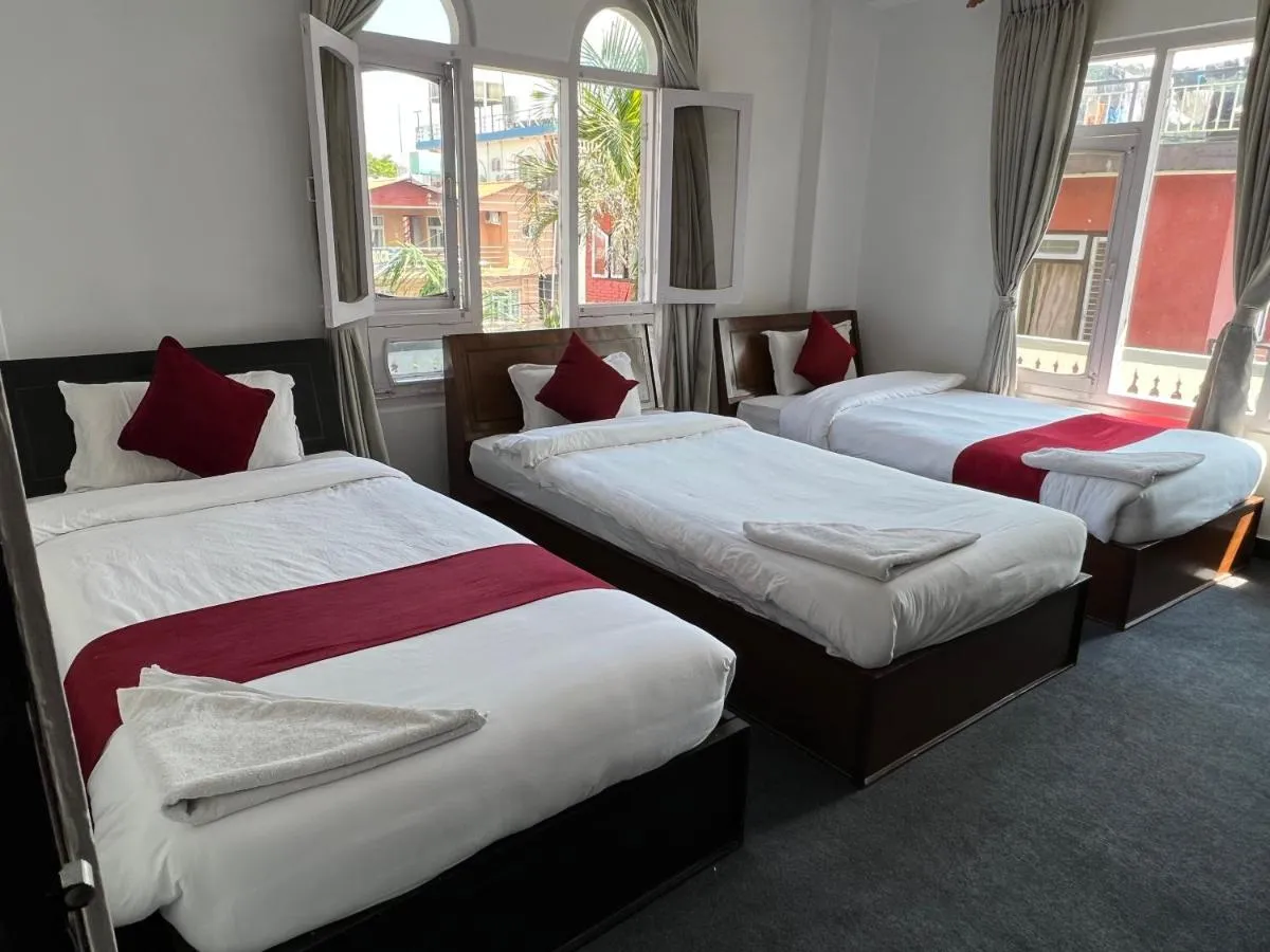 Pokhara Backpackers Hostel slide-3