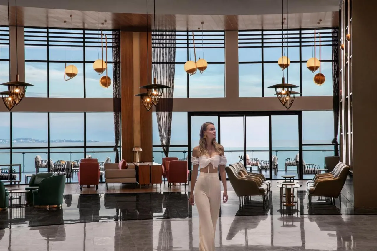Mylome Luxury Hotel & Resort slide-5
