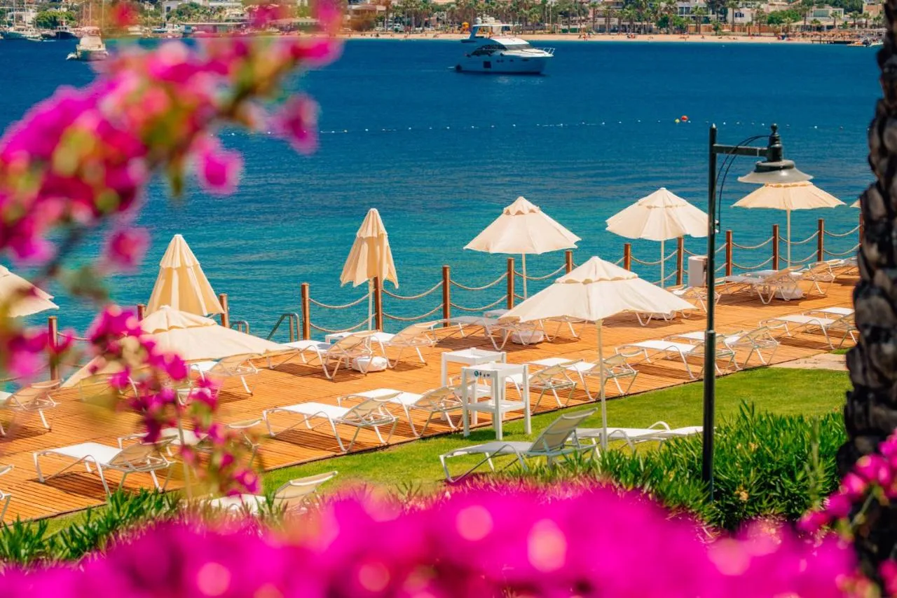 Hotel Baia Bodrum slide-5