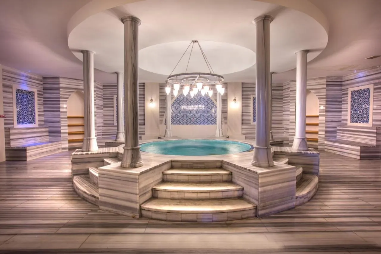 Aria Claros Beach Spa hotel slide-5