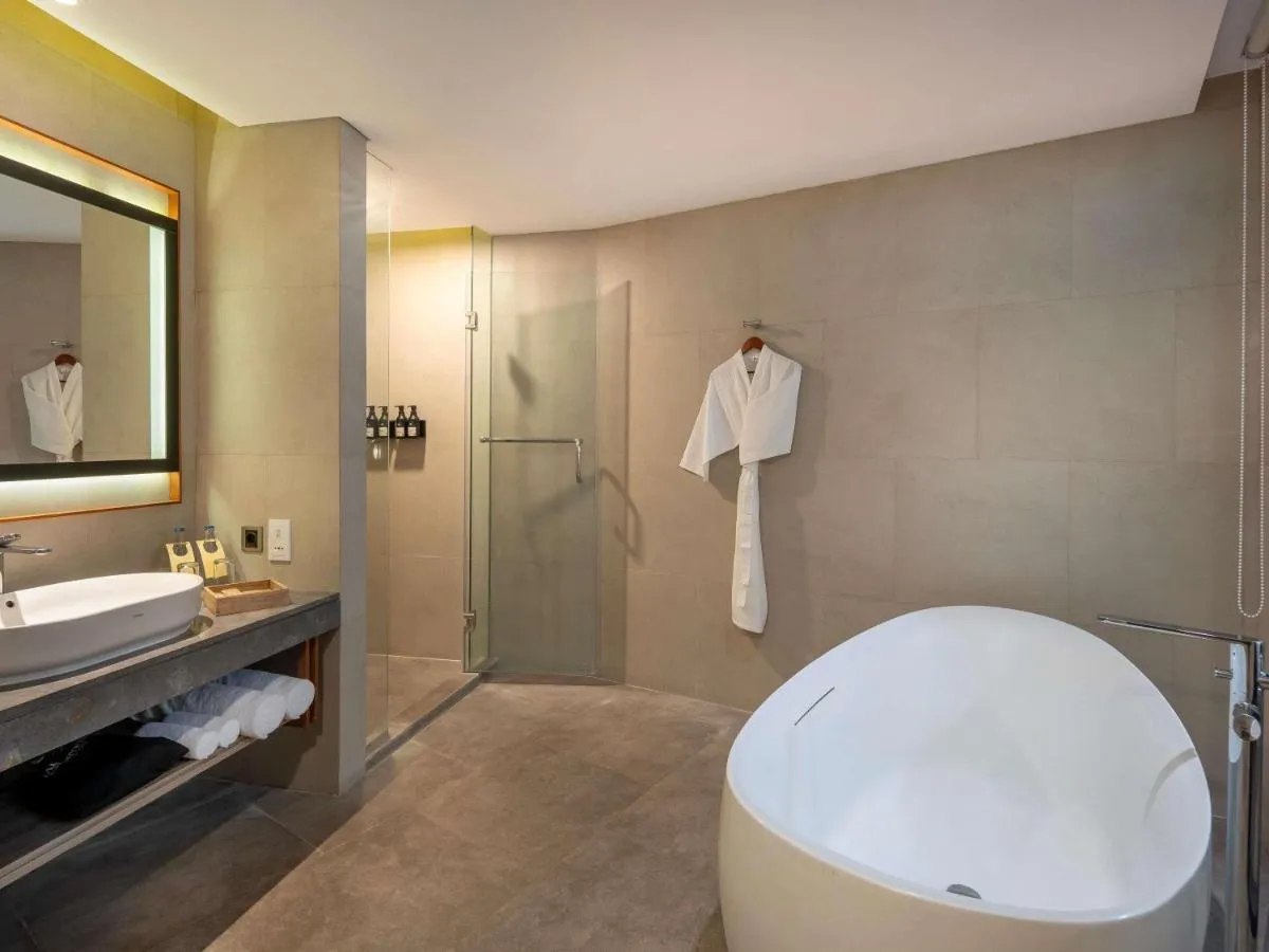 Pullman Bali Legian Beach slide-5