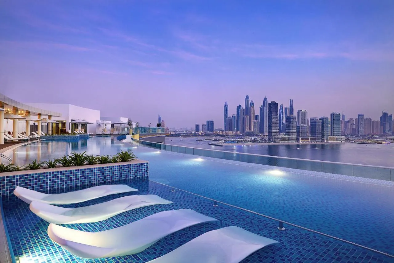 NH Collection Dubai The Palm slide-4