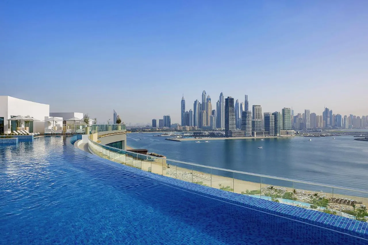 NH Collection Dubai The Palm slide-3