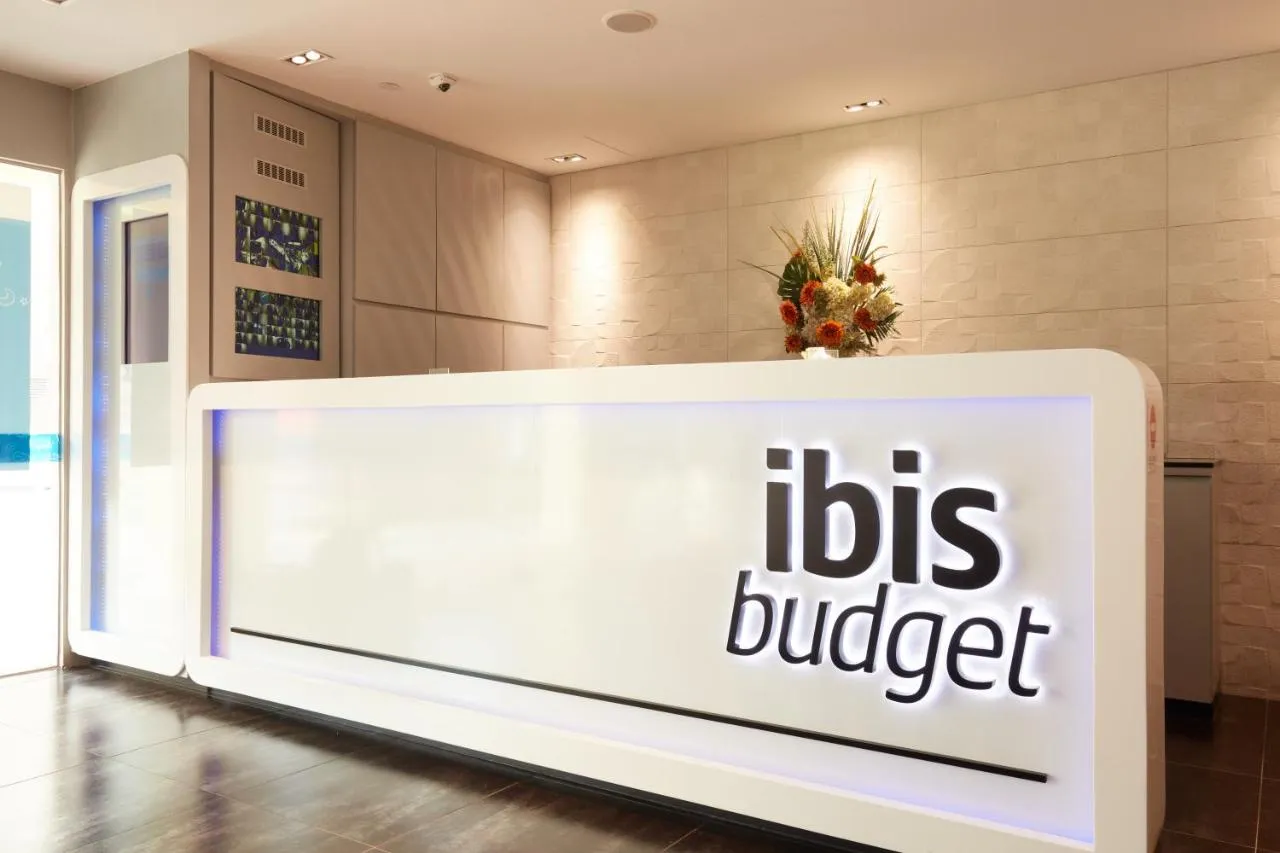 Ibis Budget Singapore Selegie slide-4