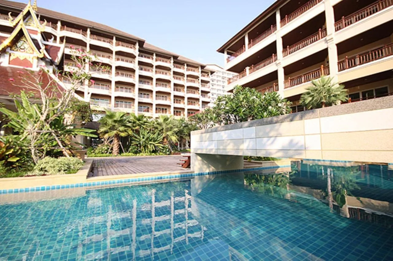 Heritage Pattaya Beach Resort slide-5