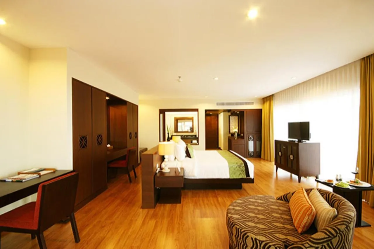 Heritage Pattaya Beach Resort slide-3