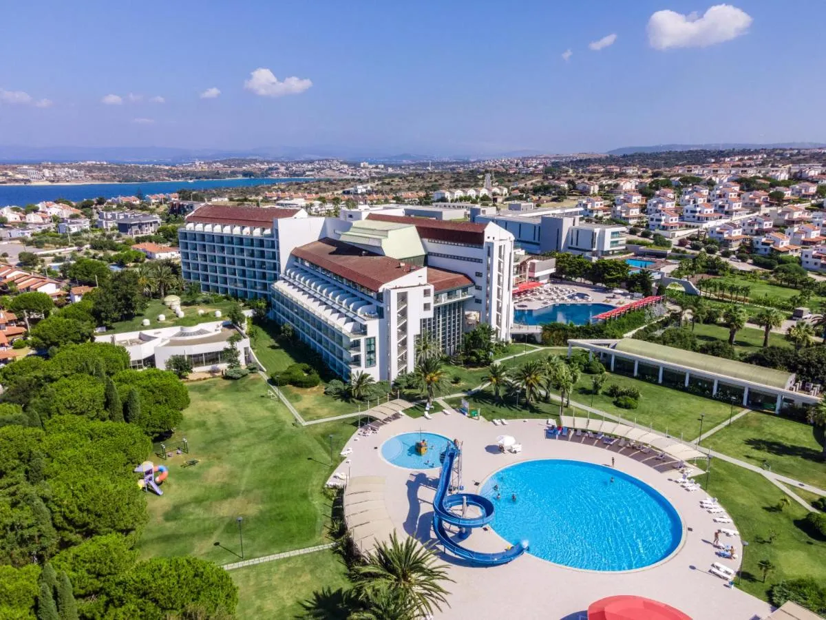 Grand Hotel Ontur slide-4