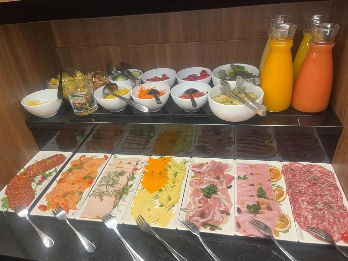 Hotel Paris Neuilly-2