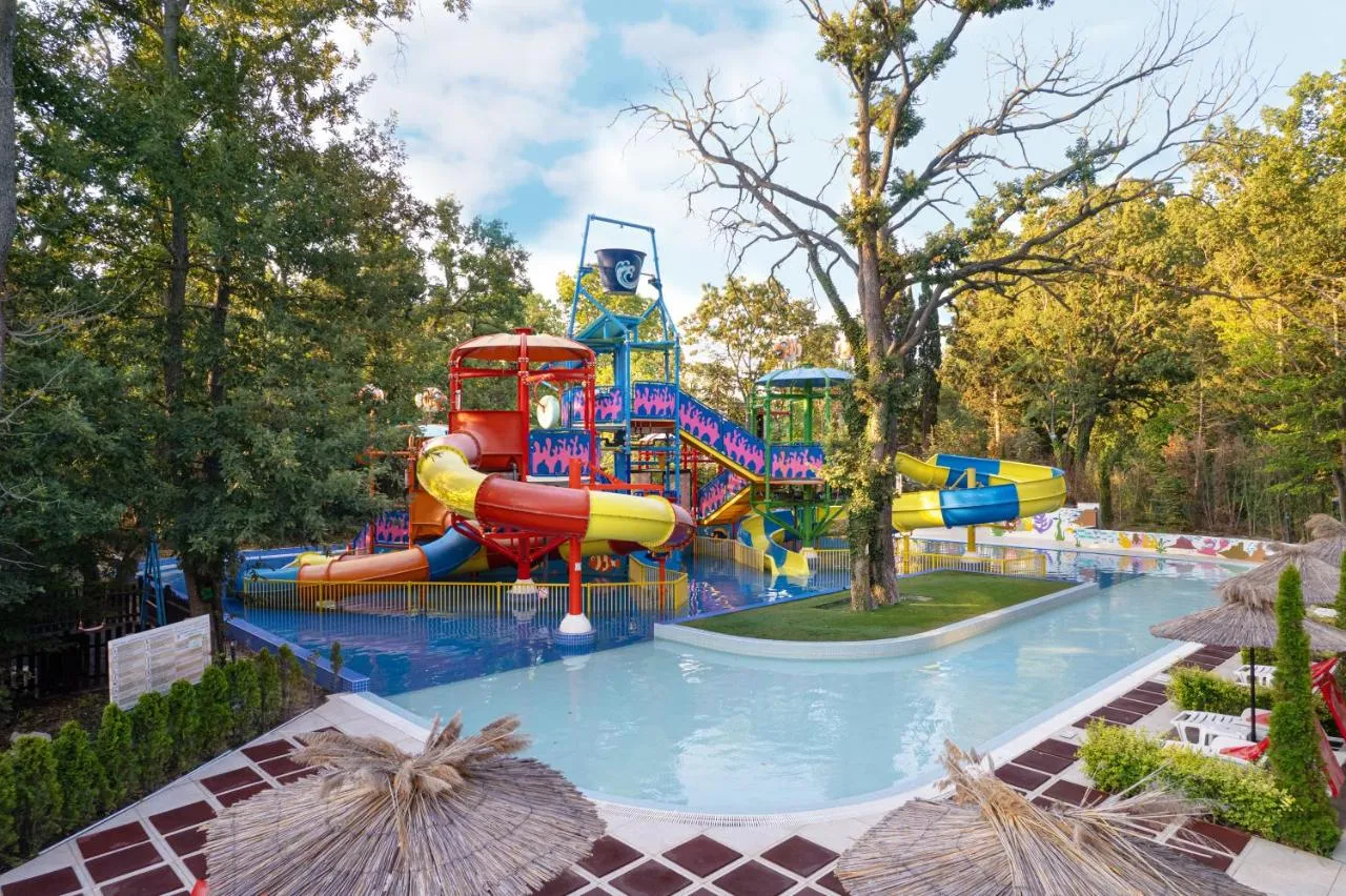 Dolce Vita Sunshine Resort slide-5