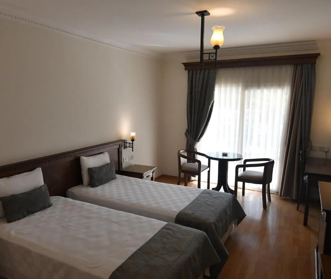 Hotel Pia Bella-2