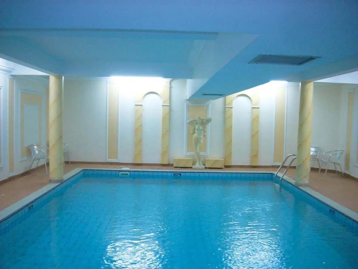 Kapetanios Limassol Hotel slide-3
