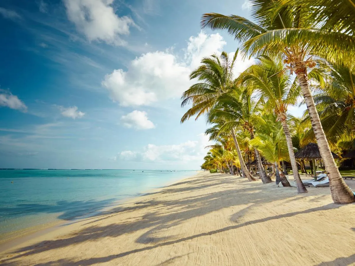 LUX Le Morne Hotel slide-3